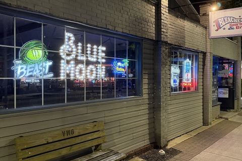 Bleachers Sports Bar and Grill